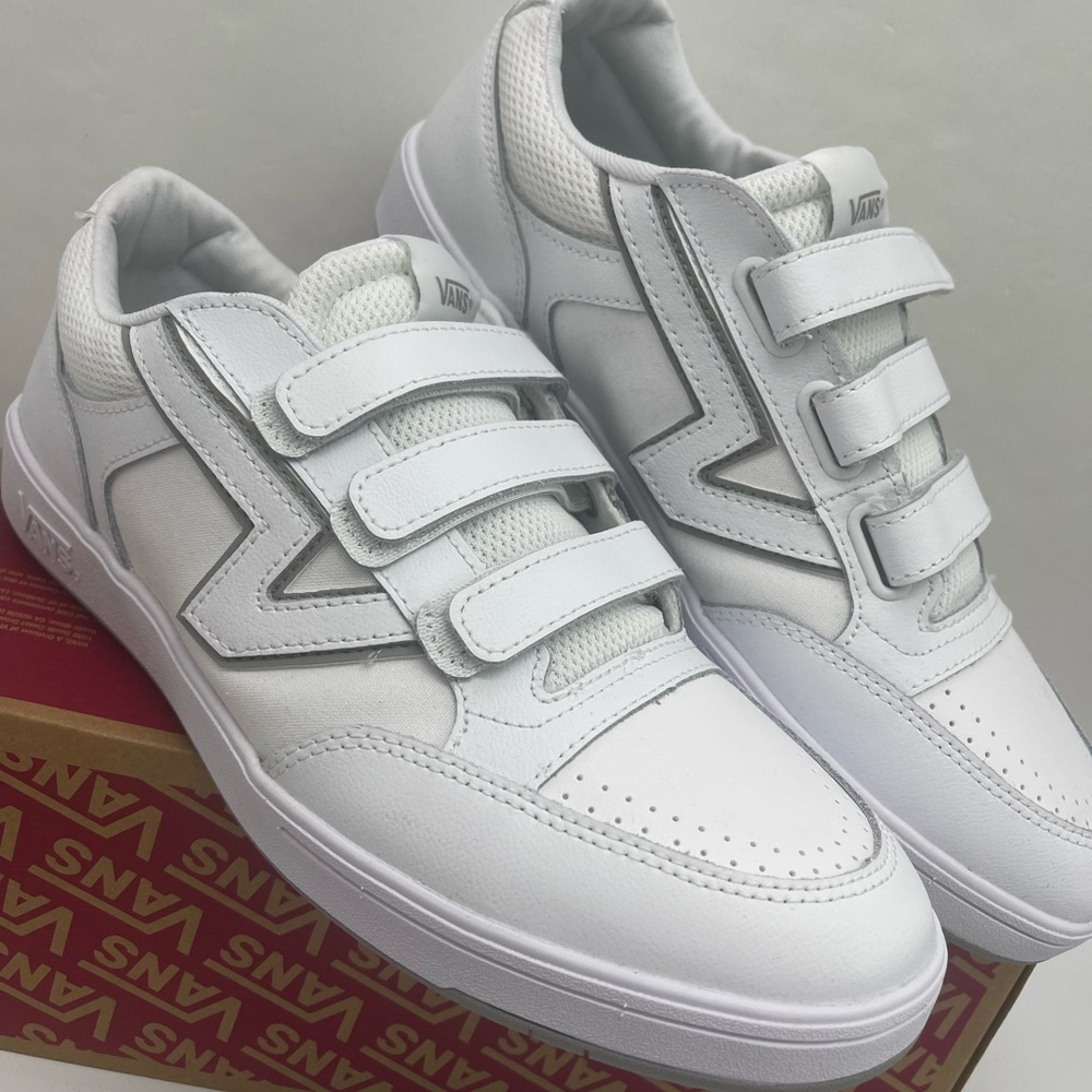 Vans Men’s Lowland Cc Velcro
Sport True White/Drizzle Sneakers
VN000CRJXP3 - Picture 6 of 16